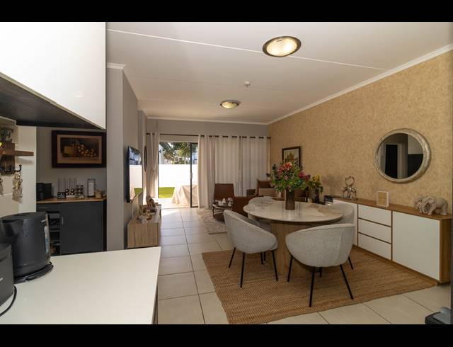 3 BEDROOM APARTMENT TO LET IN SANDOWN